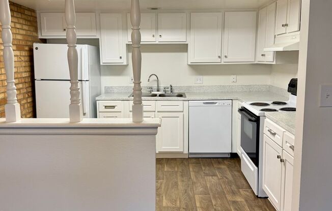 2 beds, 2 baths, 1,064 sqft, $1,850, Unit 39