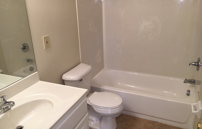 1 bed, 1 bath, 650 sqft, $795, Unit 4086-B1