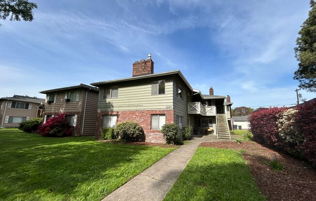 1023 16th Ave