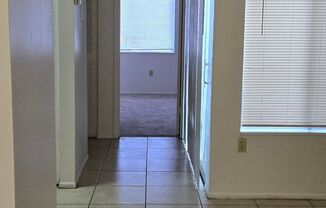 1 bed, 1 bath, 745 sqft, $1,050, Unit 5852 Shoreland Trail