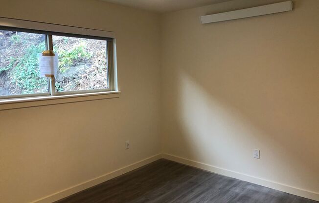 3 beds, 2 baths, 1,050 sqft, $2,932, Unit 104