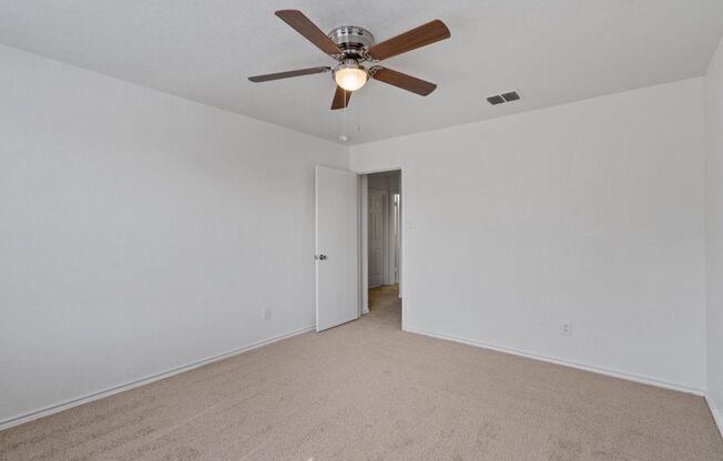 624 NW Crossing Dr, New Braunfels, Texas 78130