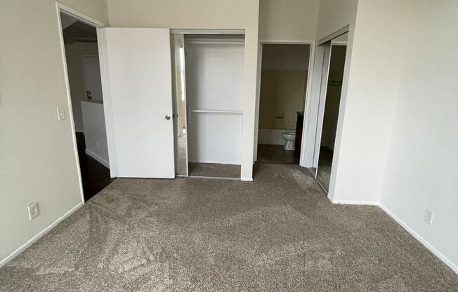 2 beds, 2 baths, 1,000 sqft, $2,700, Unit 303