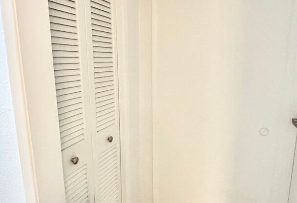 1 bed, 1 bath, 465 sqft, $1,325, Unit 111