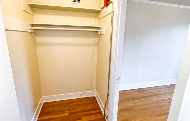 Studio, 1 bath, 365 sqft, $1,195, Unit 309