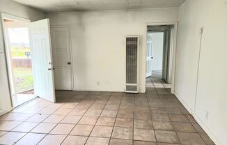 2 beds, 1 bath, $1,375