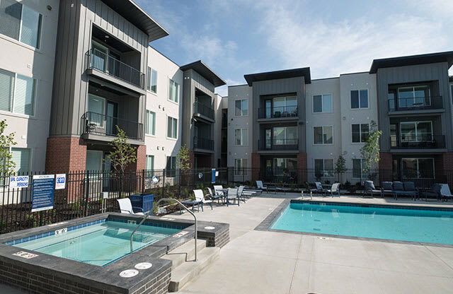 Hot Tub And Swimming Pool at Foothill Lofts Apartments & Townhomes, Logan, Utah