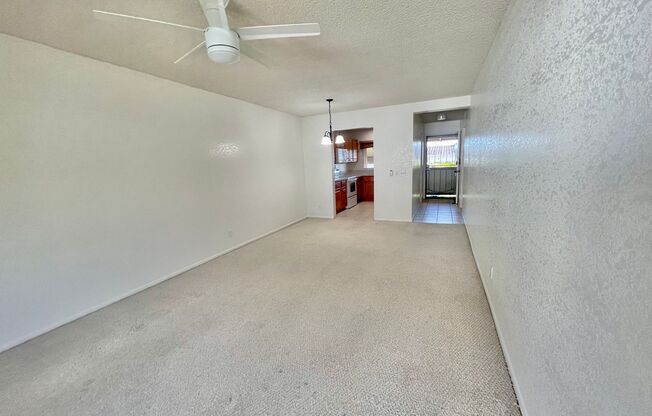 2 Bed, 2 Bath Townhouse in Salt Lake near Stadium Mall & Rail Station!