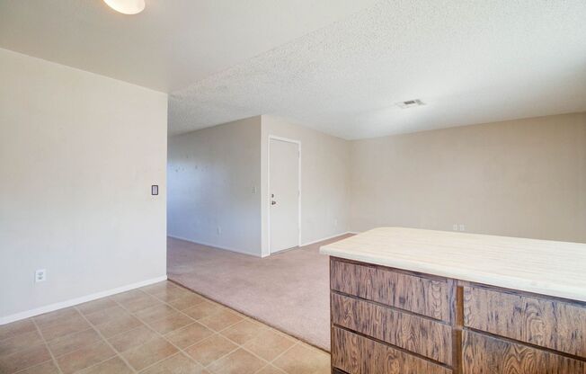 3 beds, 2 baths, $2,300