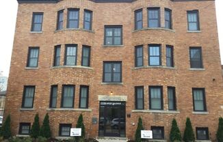 51 W Palmer