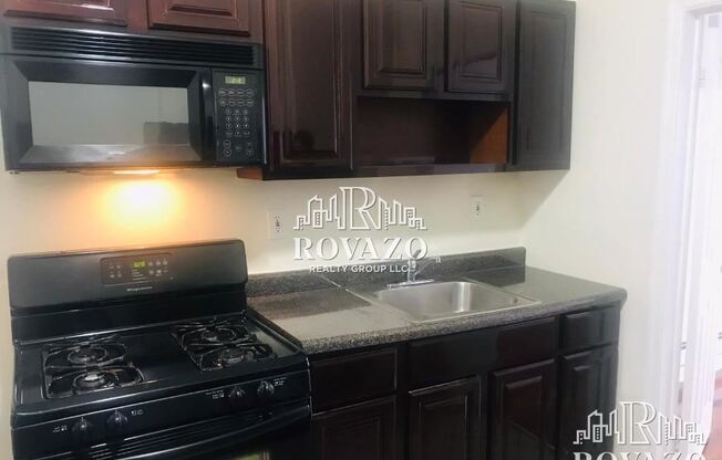 395 13th Ave Apt 7