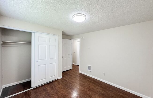 2 beds, 1 bath, 788 sqft, $1,250, Unit 1873C