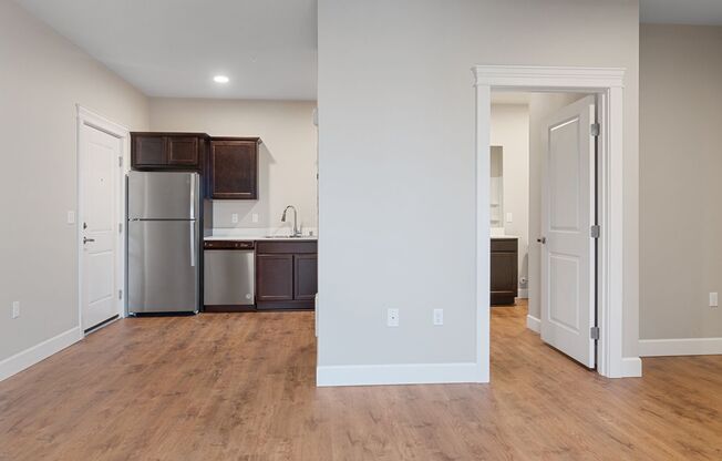 Studio, 1 bath, 466 sqft, $1,525, Unit D-300