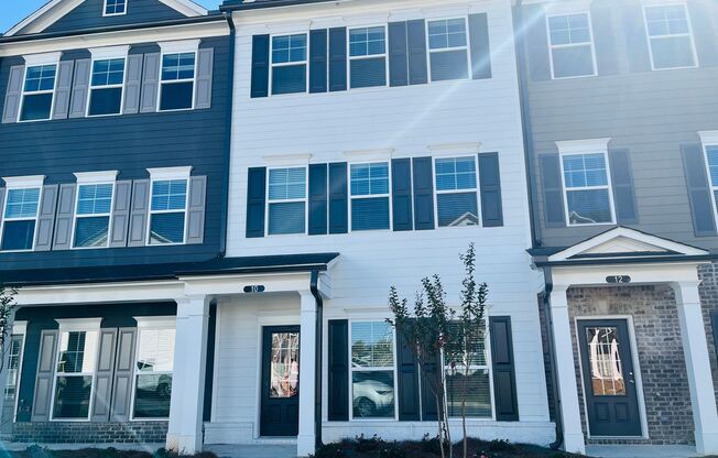 BRAND NEW Townhome located on the Newnan LINC! MUST SEE!