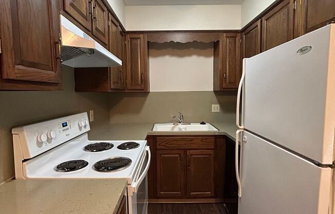 2 beds, 1 bath, 1,000 sqft, $960, Unit #2