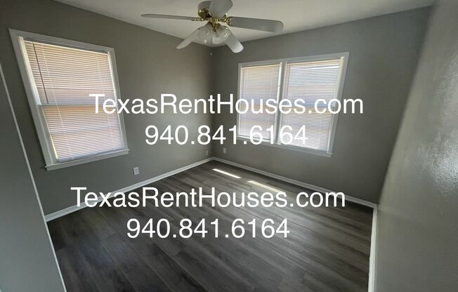 2 beds, 1.5 baths, $1,050