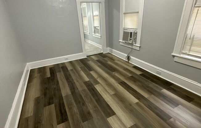 Fully Renovated 2/1 -Single Family Available for Immediate Rent!