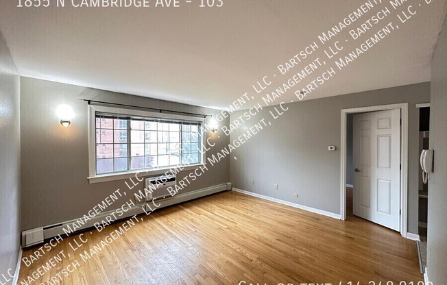 1855 N CAMBRIDGE AVE