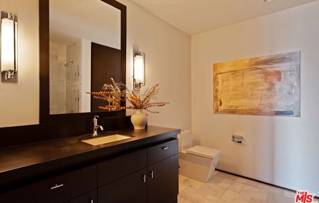 3 beds, 4 baths, 3,670 sqft, $15,000, Unit 2204