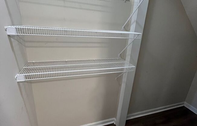 2 beds, 2 baths, $900, Unit 374G