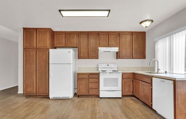 Great single level home in Mira Mesa.  Available now!