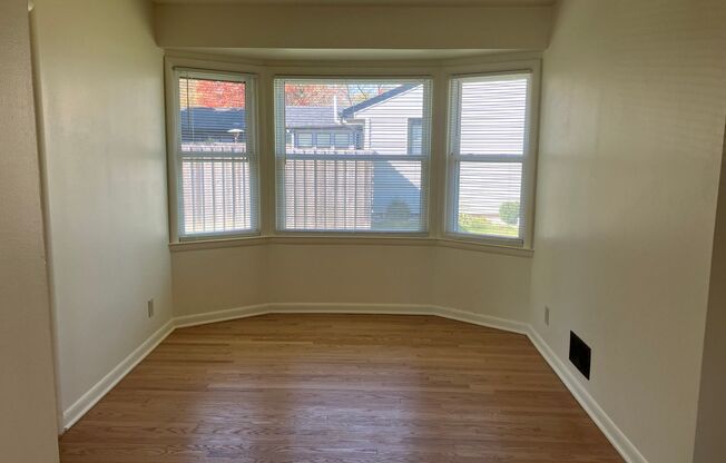 3 beds, 1 bath, $1,995