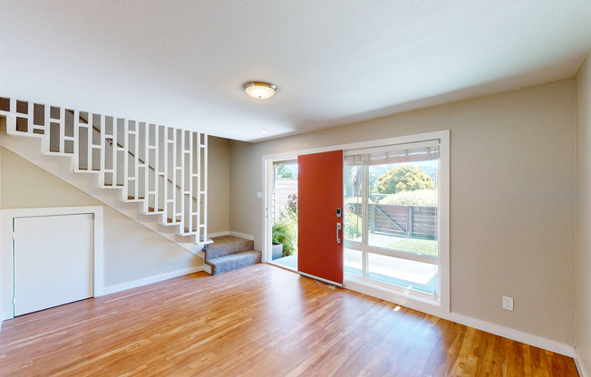 1441 CASA BUENA DR