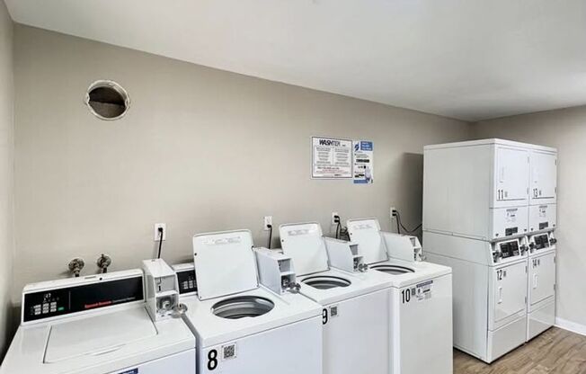 2 beds, 1 bath, 633 sqft, $2,450, Unit 55