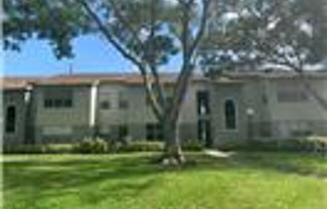 Ponte Verde Condominium