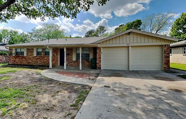 825 LIVINGSTON DR
