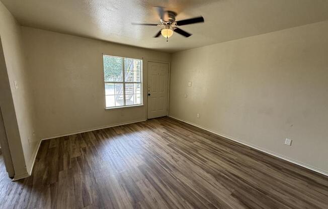 3407 TOLEDO DR