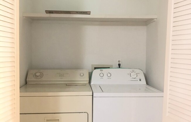 1 bed, 1 bath, $900