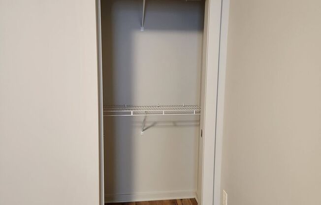 Studio, 1 bath, 431 sqft, $995, Unit Unit 303