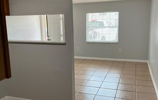 1 bed, 1 bath, 600 sqft, $1,000