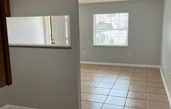 1 bed, 1 bath, 600 sqft, $1,000