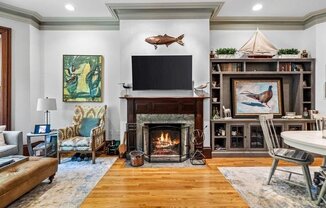 16 HOLYOKE ST