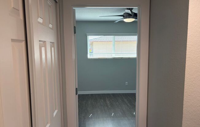 1 bed, 1 bath, 735 sqft, $2,275, Unit 54