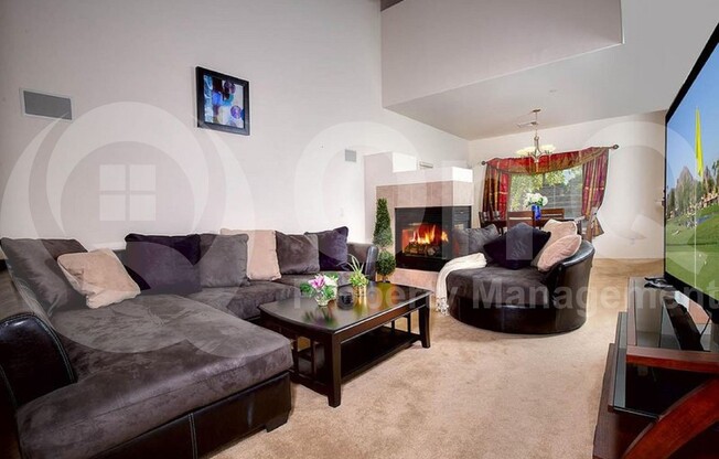 5359 E CAROL AVE