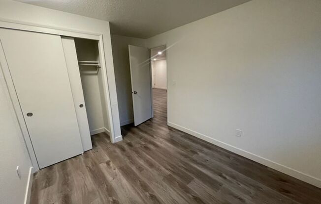 3 beds, 1 bath, $2,100