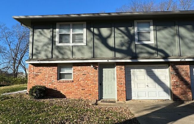 3/1.5 Duplex in Lee's Summit