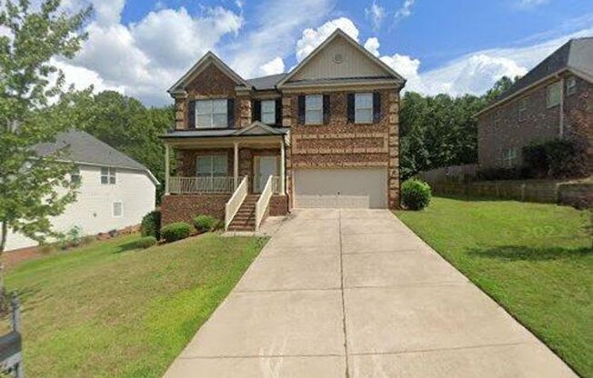 Beautiful Home Located In Crestwell Subdivision (Irmo)