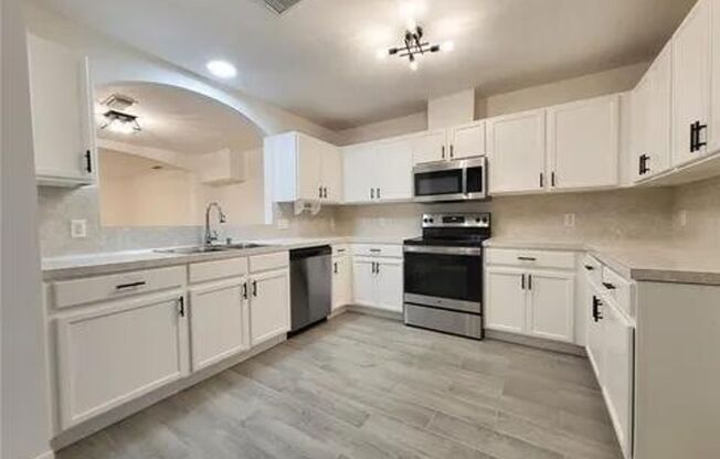 Charming 3 Bed 2.5 Bath Townhome