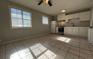 1 bed, 1 bath, $825, Unit 6474 W Nicole Ln