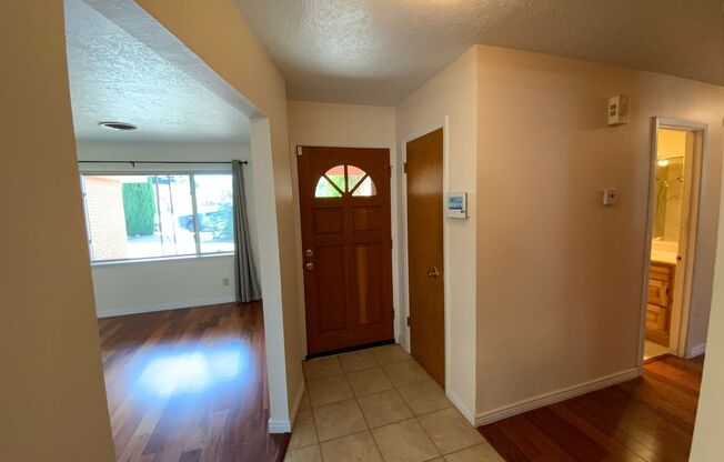 3 Bedroom Single Story Home Available Near Montgomery Blvd NE & Eubank Blvd NE!