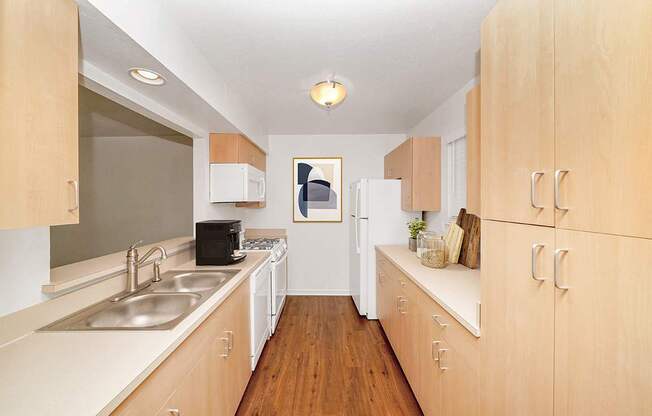 Fully Equipped Kitchen at Foxwood and The Hermitage, Michigan