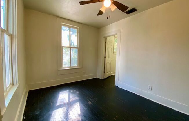 455 EGAN ST. SHREVEPORT, LA. 71101- HIGHLAND APARTMENT FOR LEASE.