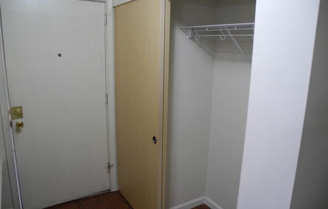 1 bed, 1 bath, 630 sqft, $1,695, Unit R-203