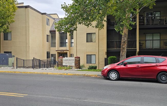 Studio, 1 bath, $900, Unit # 319