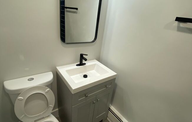 1 bed, 1 bath, 600 sqft, $1,495, Unit D - 25