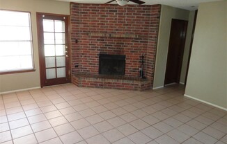 3 beds, 2 baths, $1,595